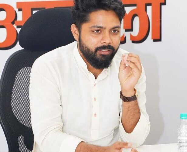 parvez alam, political strategist